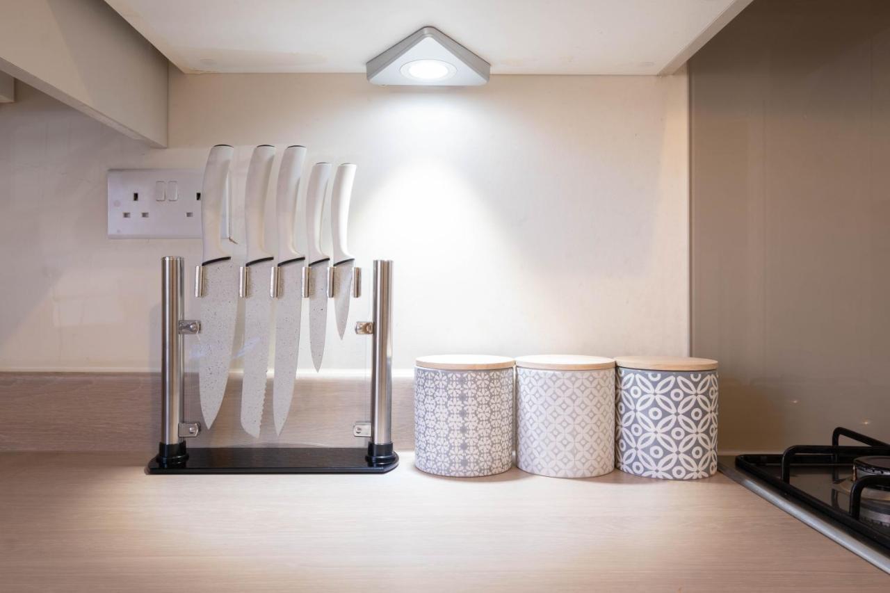Beautiful And Comfortable Home Away From Home With Free Parking, Fast Wifi And White Crisp Hotel Standard Linen Hosted By Our Home Short Stays Нортхемптон Экстерьер фото