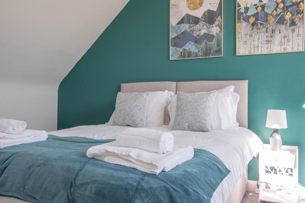 Beautiful And Comfortable Home Away From Home With Free Parking, Fast Wifi And White Crisp Hotel Standard Linen Hosted By Our Home Short Stays Нортхемптон Экстерьер фото